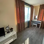 Apatcomplex Diva &restaurant&bar Апартамент Св. Св. Константин и Елена