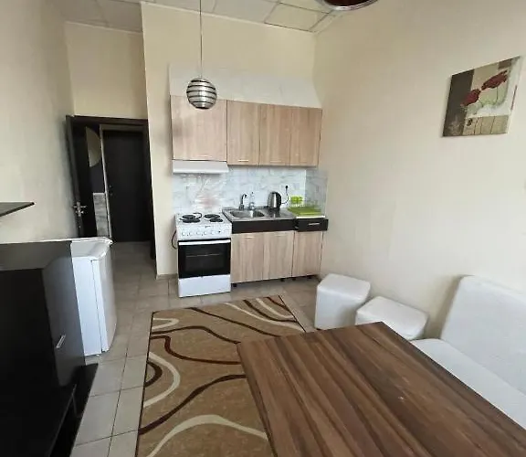 Apatcomplex Diva &restaurant&bar * Saints Constantine and Helena