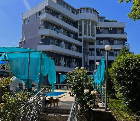 Apatcomplex Diva &restaurant&bar Apartment Saints Constantine and Helena