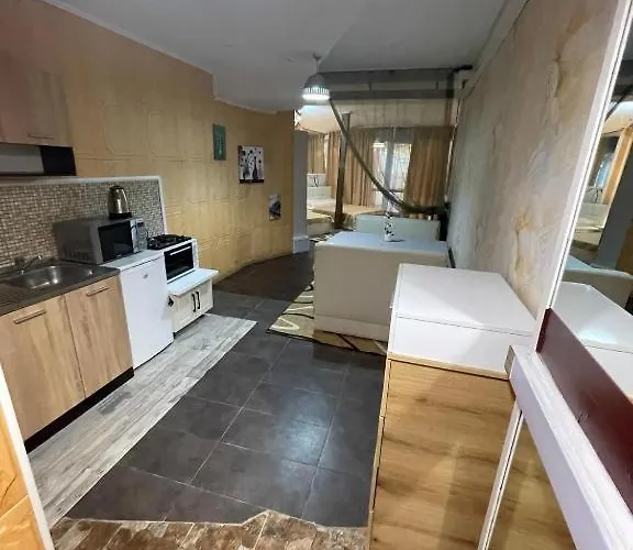 Apatcomplex Diva &restaurant&bar * Saints Constantine and Helena